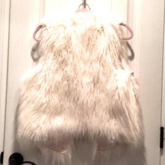 AERO S/P WHITE/IVORY FAUX FUR LONG-SHEARLING VEST. Finished Pink Lining - Picture 3 of 16